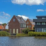 10 Beautiful Wedding Chair Decor Ideas